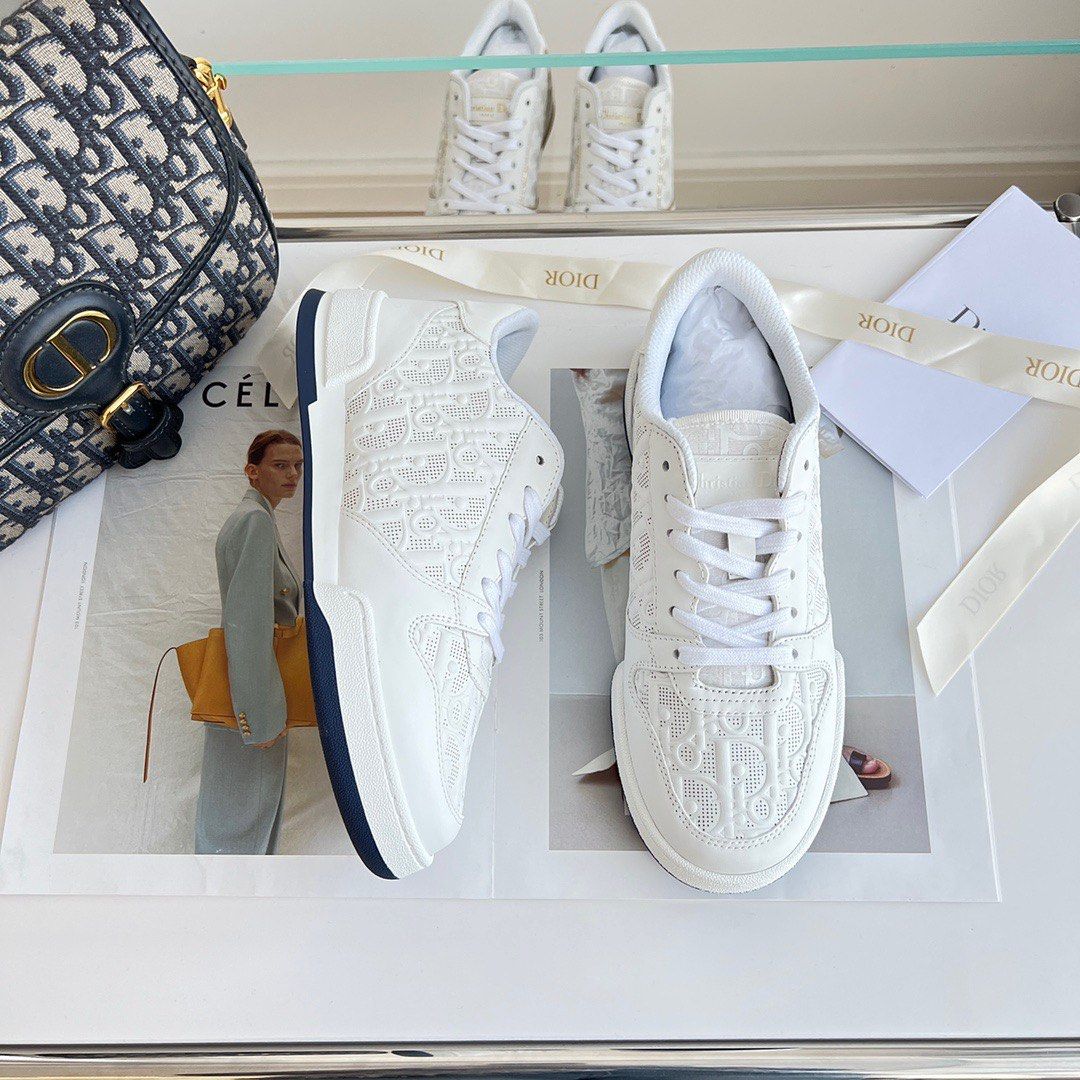Shop Louis Vuitton 2023 SS Run Away Sneaker by aamitene