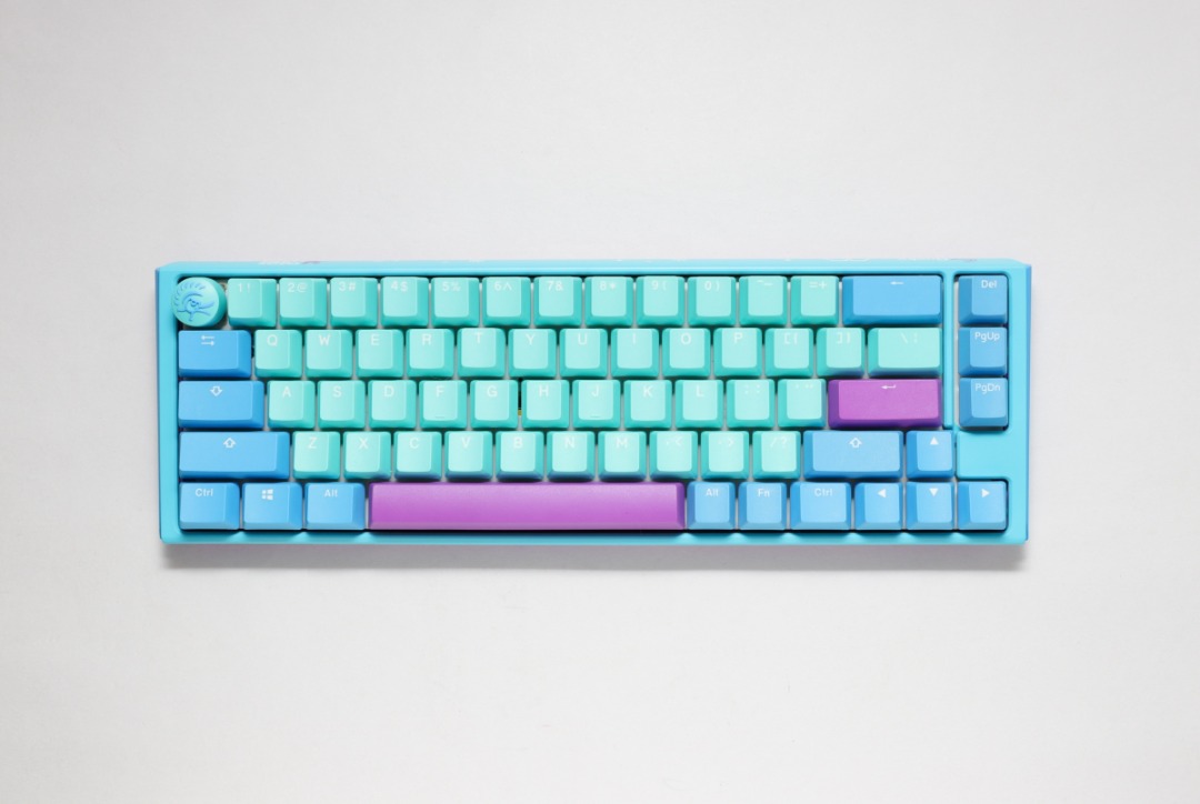 Ducky x MK One 3 SF Frozen Llama 65 Hotswap RGB Limited Edition