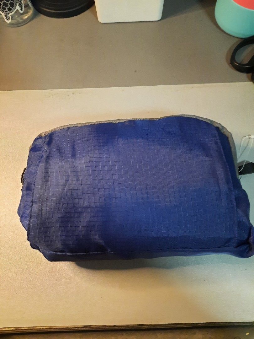 Foldable Backpack/Slingbag (Category: Backpacks) located in Valenzuela. Submitted by MGA_ALAALA_NG_STAFE (Listing ID 1216366978, Image 3). Description: Very lightweight, easy to store and pack. Can be used as a backpack or sling bag. Has many compartments. Good for hiking/camping..