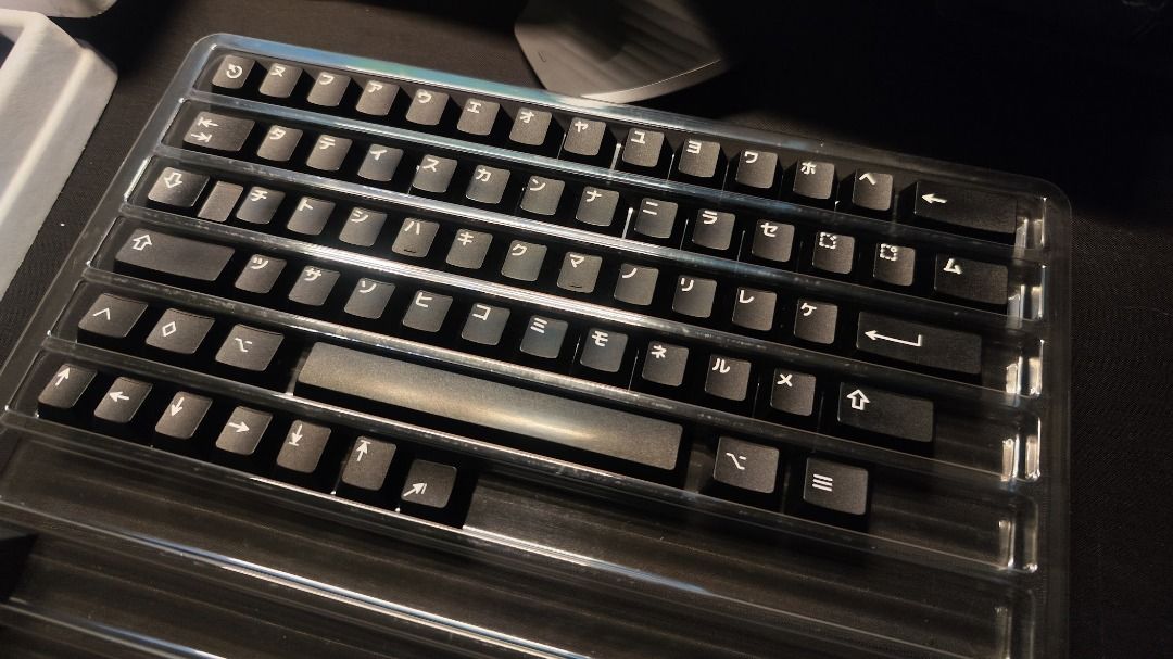 Keyboard] GMK WoB Katakana Keycaps BASE KIT, Computers & Tech 