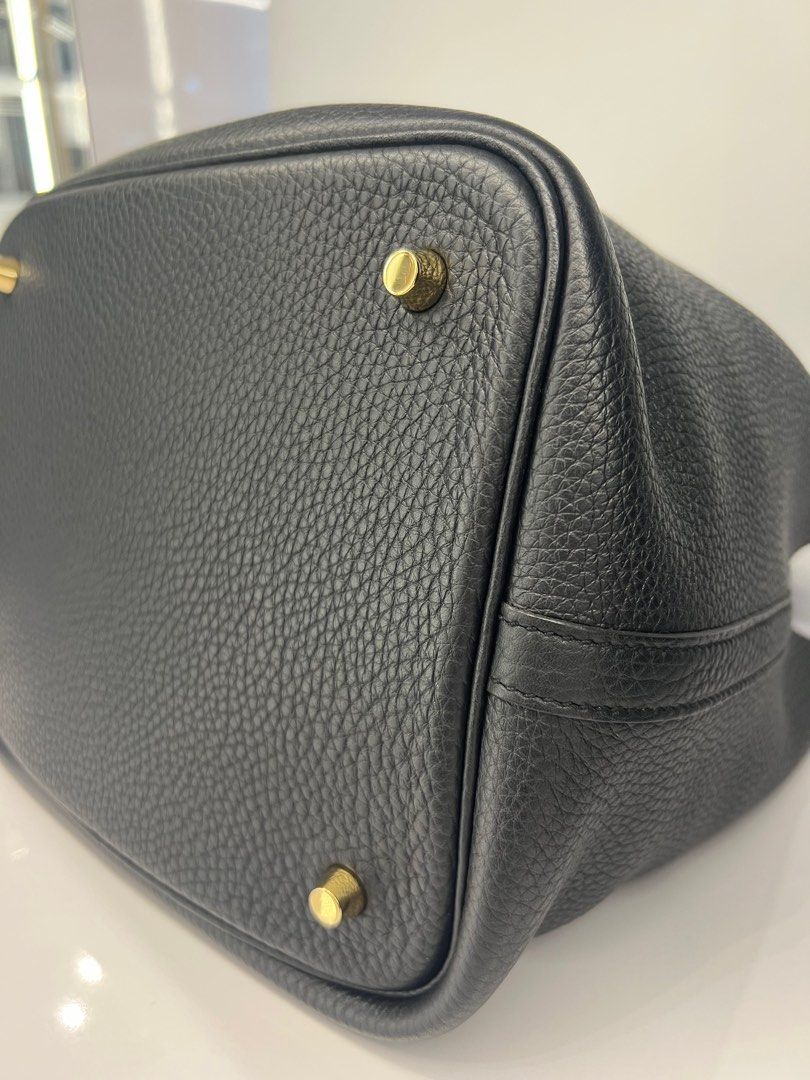 Hermes Picton 22 Black, Luxury, Bags & Wallets on Carousell
