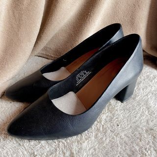 Hush puppies heels for school office black shoes