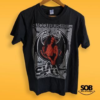 Kaos baju t-shirt SiM Succubus
•Size: M (P66XL49)
•Kondisi: 8/10