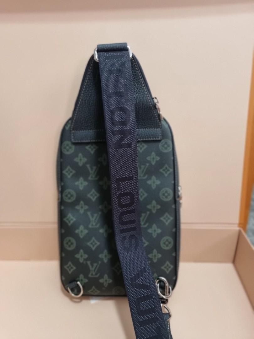 LOUIS VUITTON Avenue Slingbag NM Monogram Black Monogram Macassar