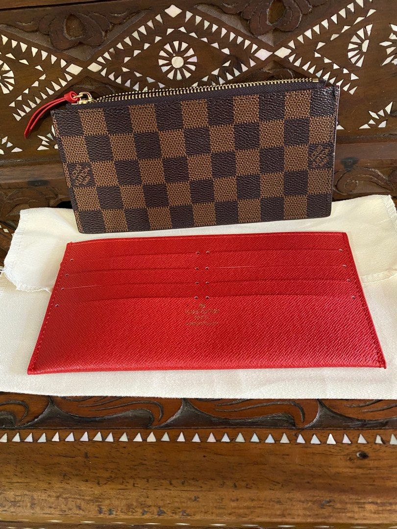 LV Felice pochette on Chain (Category: Luxury Bags & Wallets) located in Davao. Submitted by john_canque (Listing ID 1216282937, Image 3). Description: Not used. Bought from Greenhills Rfs.impulsive buying.
