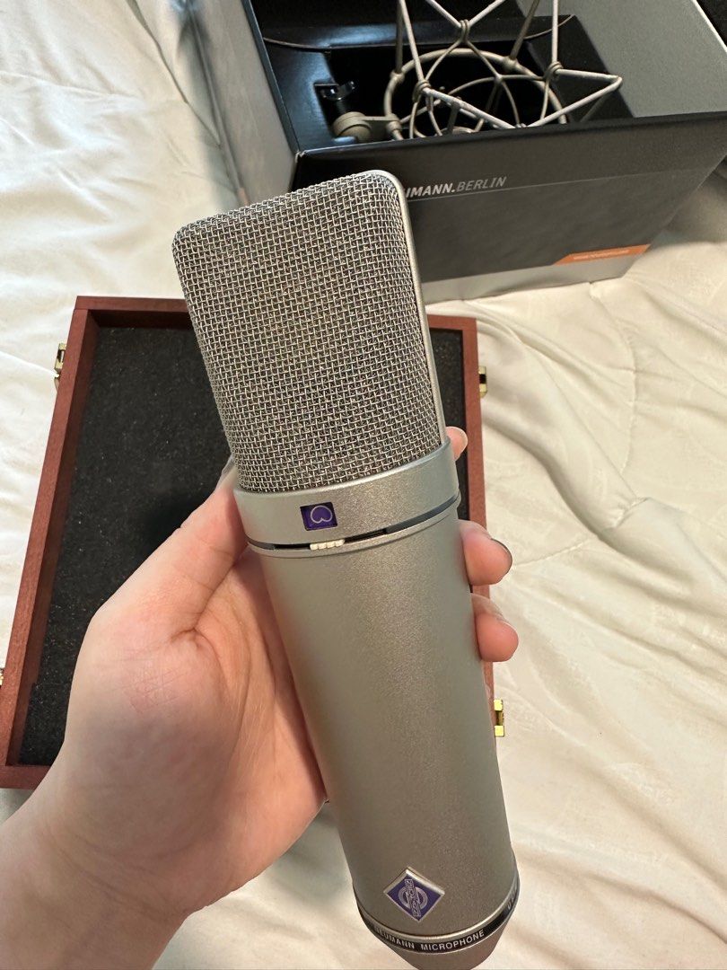 Microphone Neumann U87 Ai Legendaris, Elektronik, Audio di Carousell