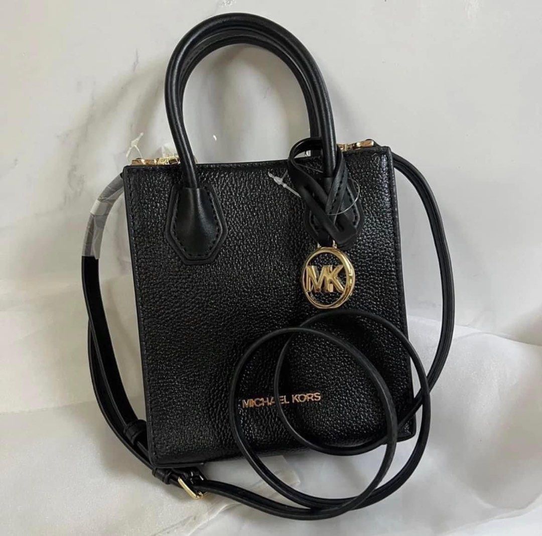 MK mercer XS (Category: Luxury Bags & Wallets) located in Las Pinas. Submitted by yhn_boutique (Listing ID 1216335826, Image 2). Description: Actual pic posted 📍cod lalamove 📍sameday delivery 📍J&T pay today ship today 📍complete inclusions TY! 🛍️ DISCLAIMER: not affiliated or endorsed with any of the brands featured on this page. All copyrights and trademarks belong to the original brand owners. .