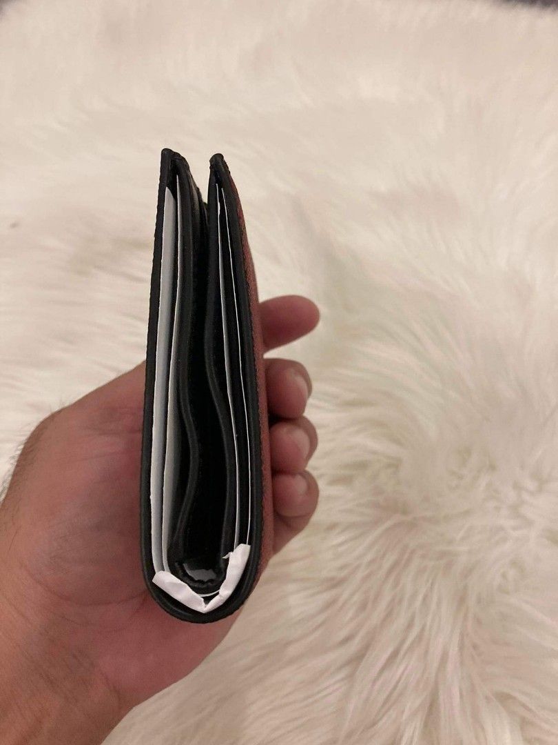 MK Wallet (Category: Luxury Bags & Wallets) located in Mabalacat. Submitted by maiyasluxurybagshoppe (Listing ID 1216295448, Image 3). Description: .