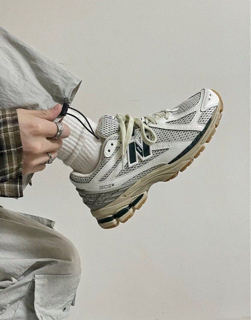New Balance 1906 RQホワイト/グリーン ランニングシューズ New Balance 1906 RQホワイト/グリーン ランニングシューズ