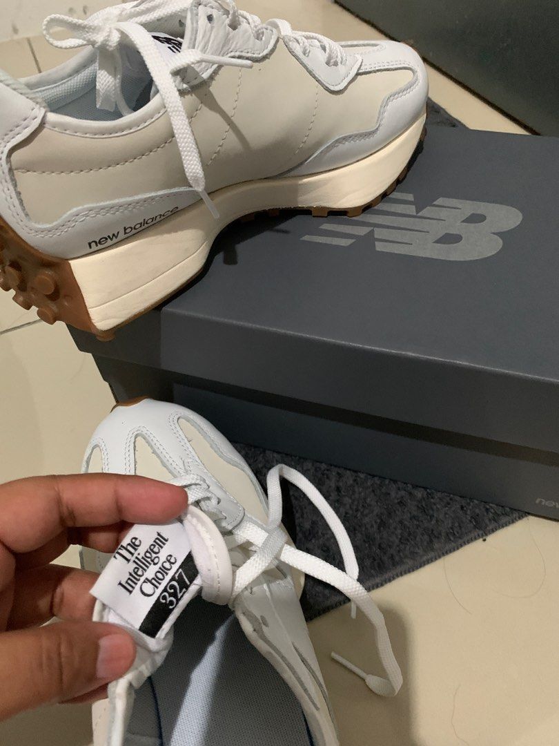 New Balance 327 Women Munsell white Grey white