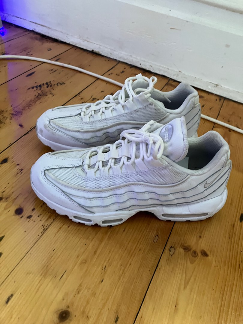 Nike air max 95 white junior sales