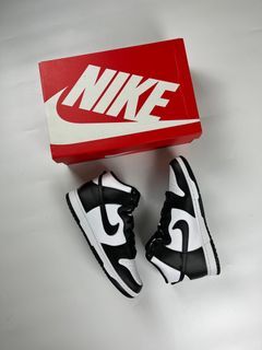 Nike Dunk High Panda