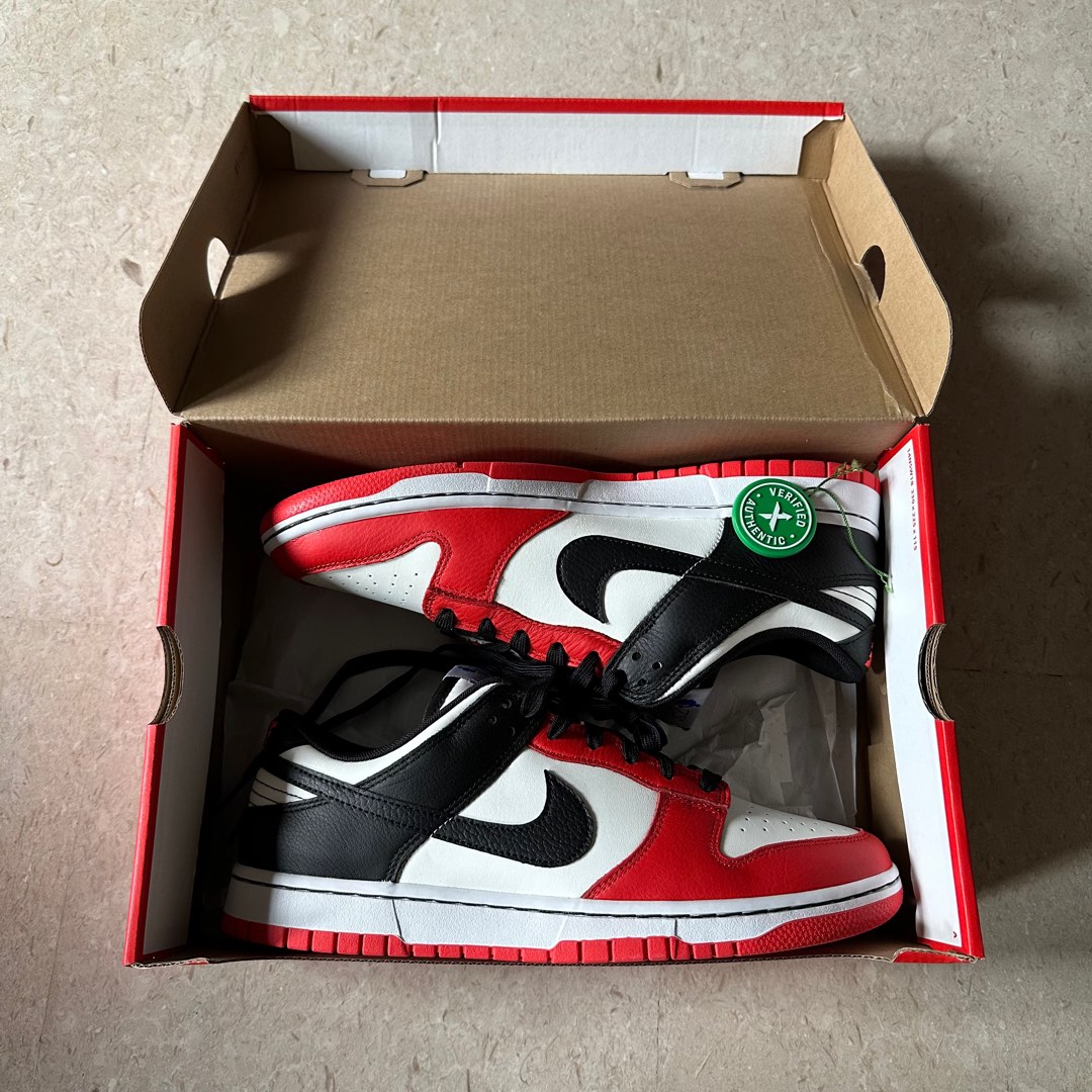 dunk low chicago emb