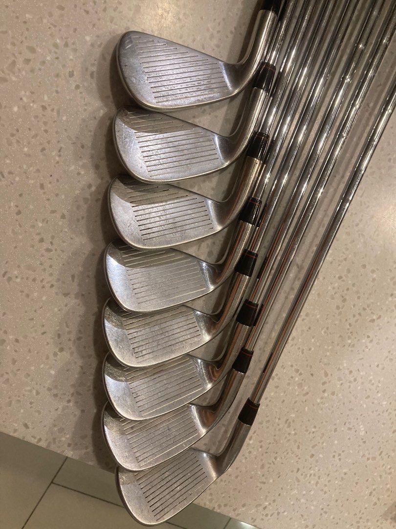 Nike Golf Set irons & wedge, Sports Equipment, Sports & Games, Golf