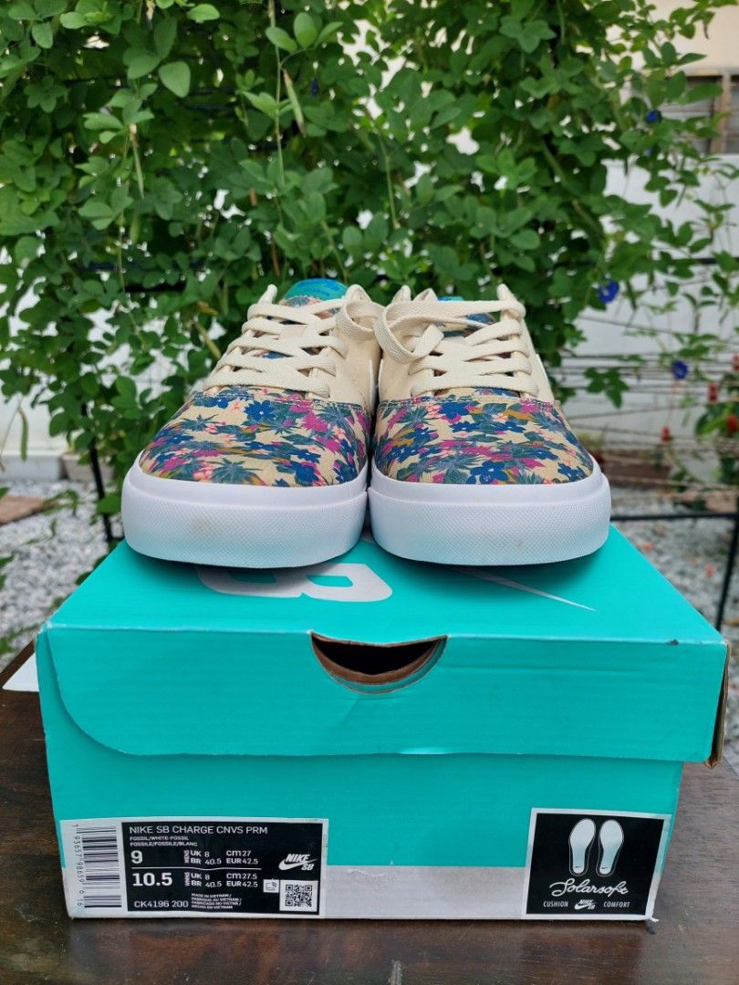nike sb charge fossil