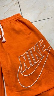 (Category: ) located in . Submitted by ThriftNOut (Listing ID 1216422775, Image 1). Description: .