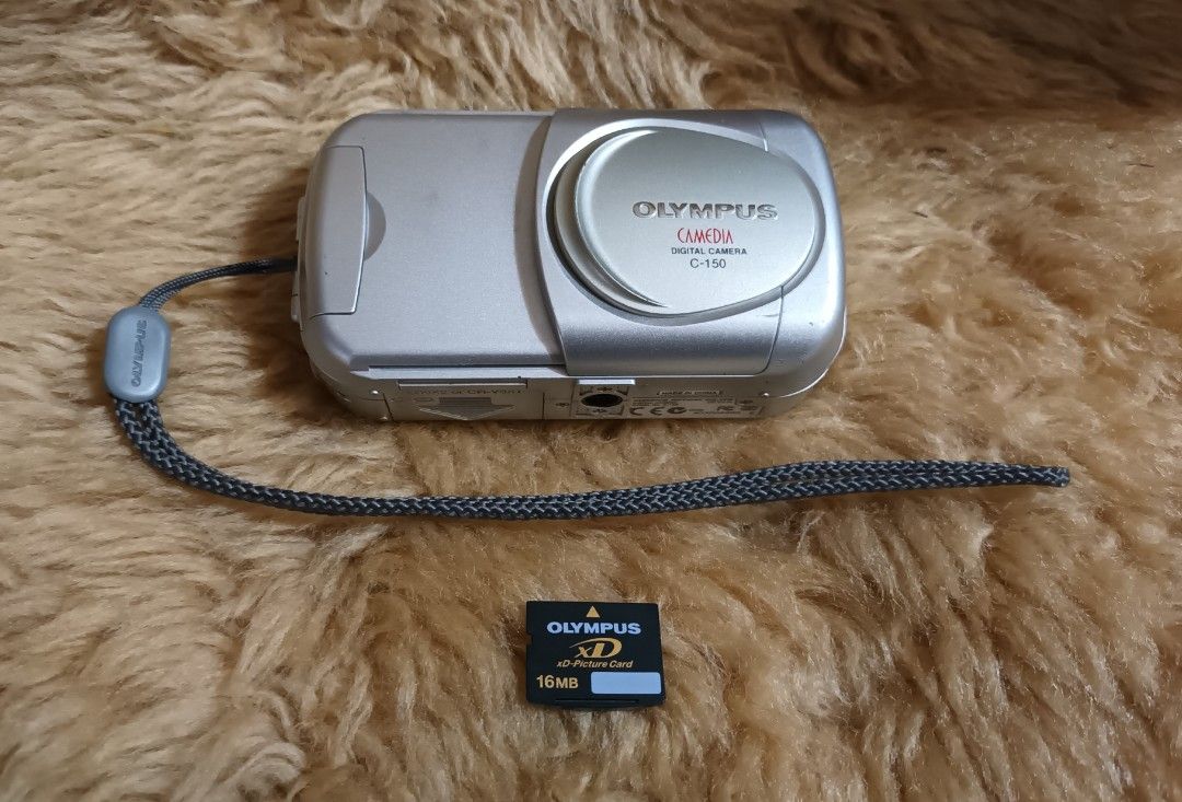 Olympus Camedia C150 Digital Camera, Photography, Cameras on Carousell