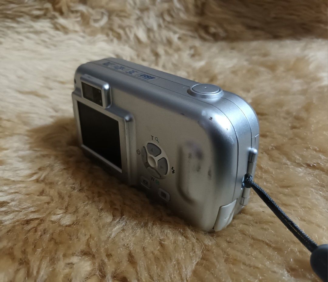 Olympus Camedia C150 Digital Camera, Photography, Cameras on Carousell
