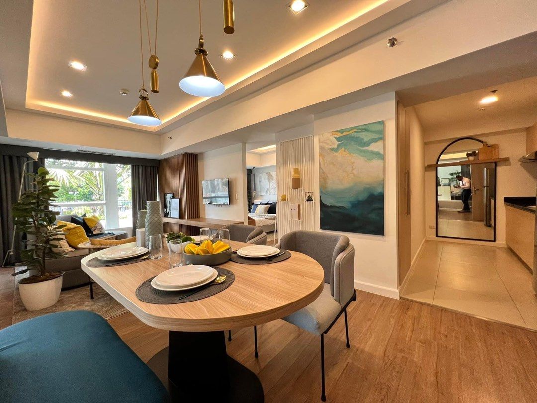 PATIO SUITES ALVEO AYALALAND IN DAVAO CITY ABREEZA MALL, Property, For