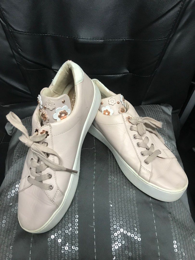 PRELOVED ORIGINAL MICHAEL KORS MINDY SNEAKERS US SIZE 8.5 Women s