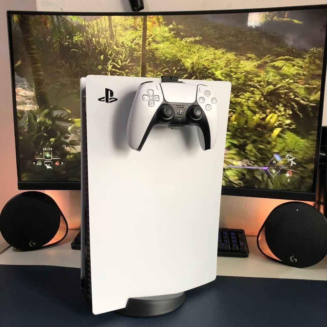 PS5 Floating Controller Mount, Video Gaming, Gaming Accessories, Cables