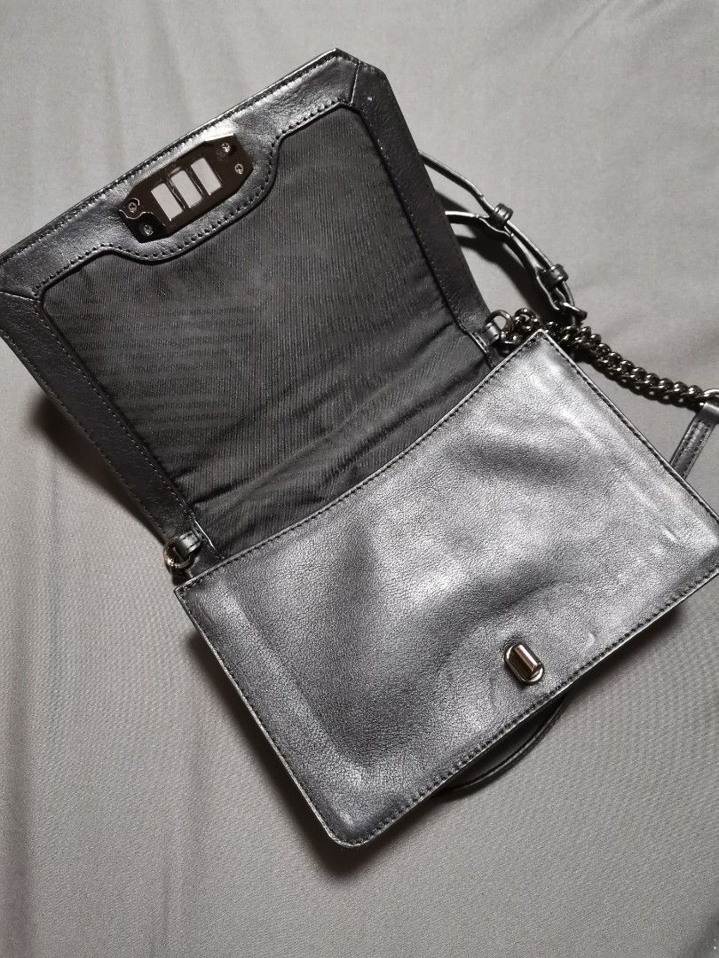 Chevron quilted small discount love crossbody bag