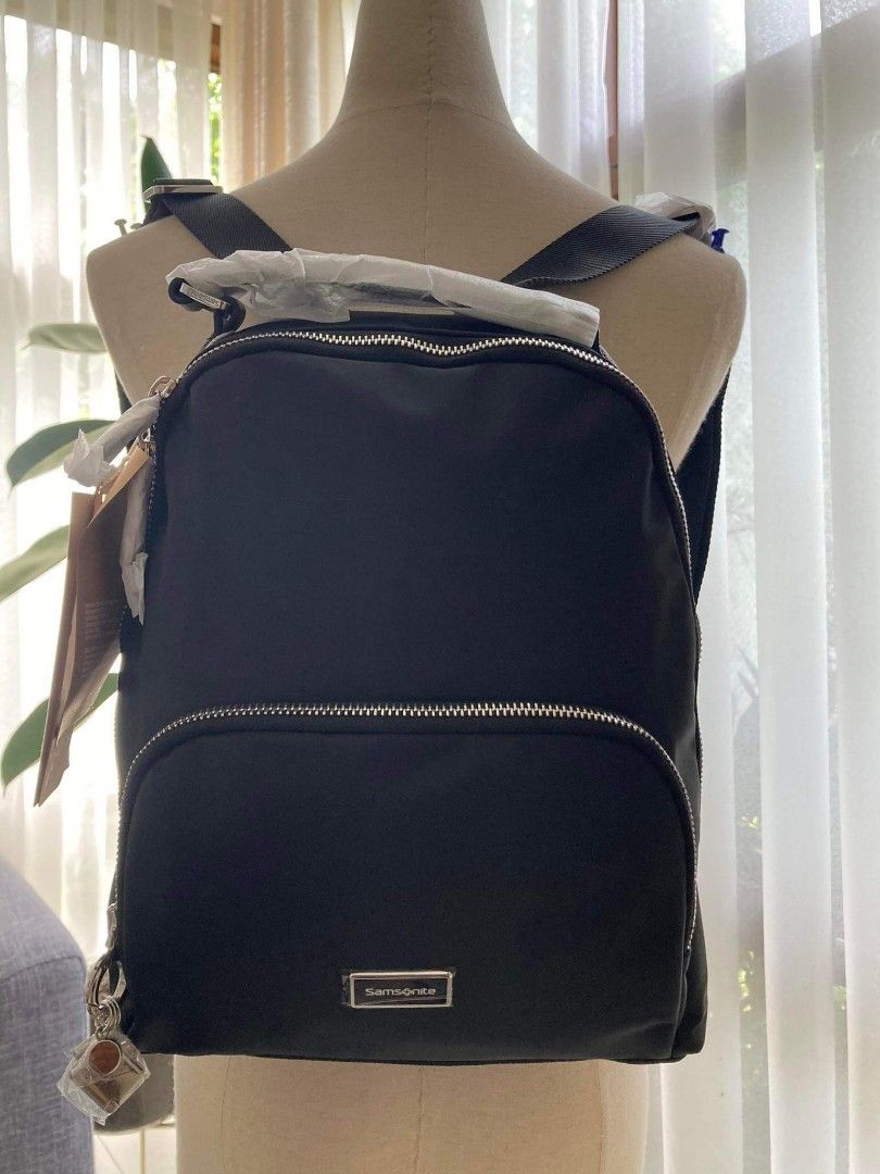 Samsonite Backpack, Women's Fashion, Bags & Wallets, Backpacks on Carousell