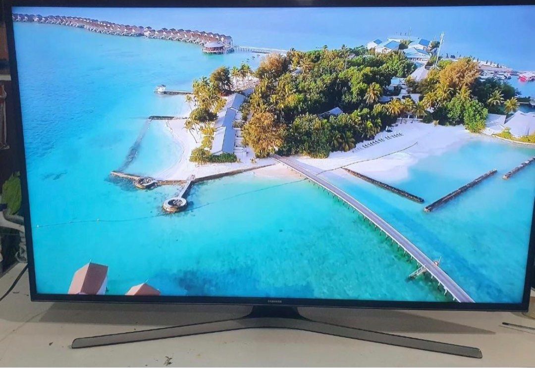 Samsung Tv 48 inch, TV & Home Appliances, TV & Entertainment, TV on
