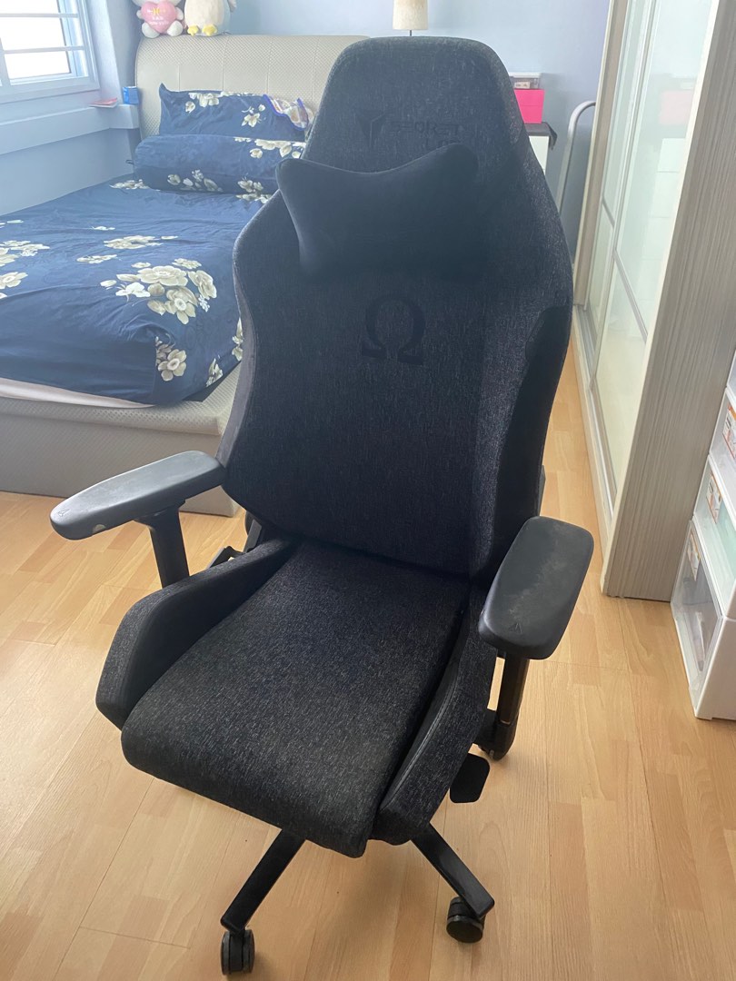 Omega outlet softweave black