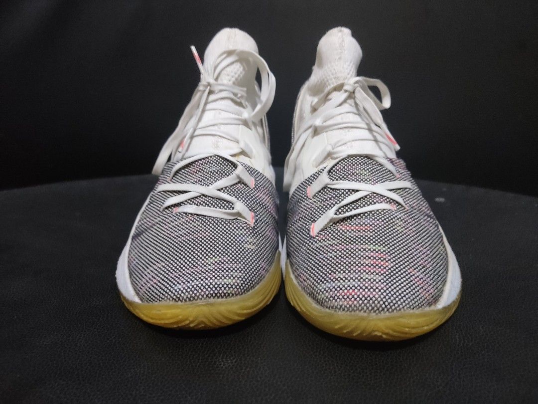 SEPATU BASKET UNDER ARMOR CURRY 5 SECOND, Fesyen Pria, Sepatu , Sneakers di Carousell