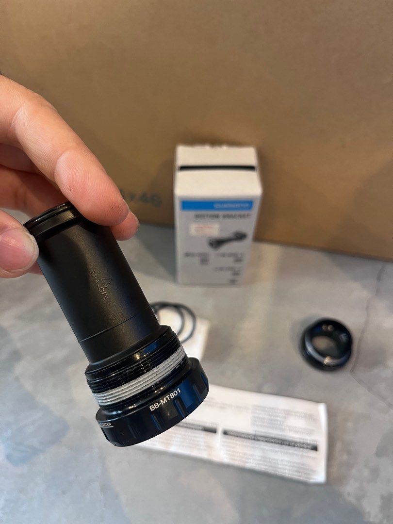Shimano Deore XT BB-MT801 English Bottom Bracket - BSA 68/73mm main image 0