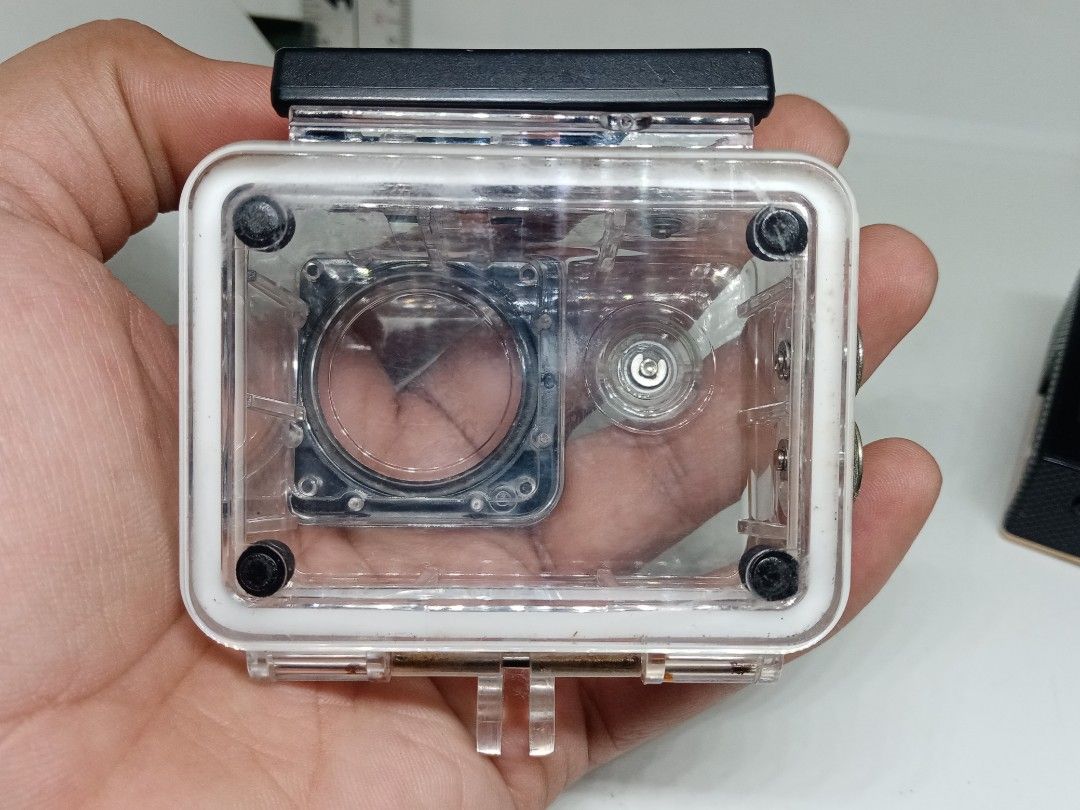 Sports Camera w/Waterproof Case (Category: Cameras) located in San Pablo. Submitted by fredambion (Listing ID 1216449848, Image 3). Description: *What You See Is What You Get *Sports Camera w/Waterproof Case *For Only 250 *Untested / No Battery & Batt Cover *Check Pictures *Payment via Gcash or Palawan Express *Shipping via JRS Express Door to Door or LBC Cop Branch Pick Up *Meet up San Pablo City Laguna.