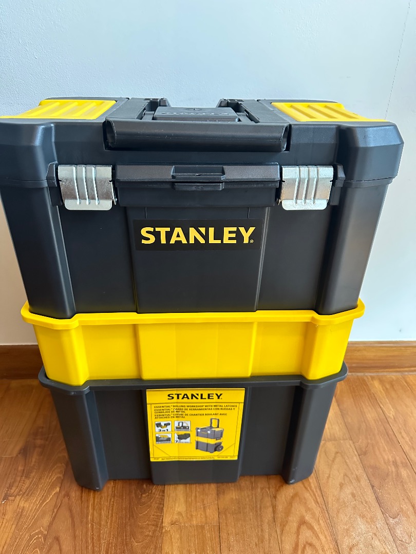 STANLEY Mobile 3in1 Work Center/ Mobile Tool Box Set, Hobbies & Toys