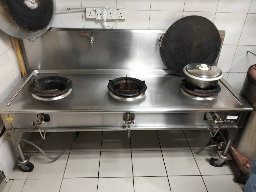 Stove gas 3 deep burners, TV & Home Appliances, Kitchen Appliances