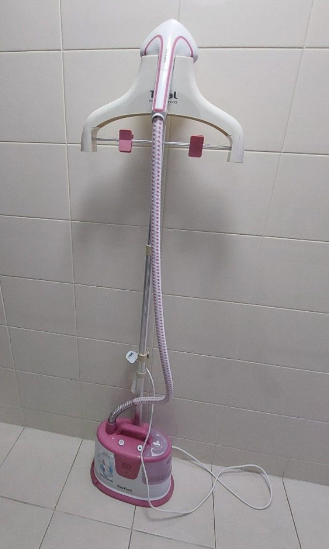 (To Clear) Tefal Garment Steamer, TV & Home Appliances, Irons