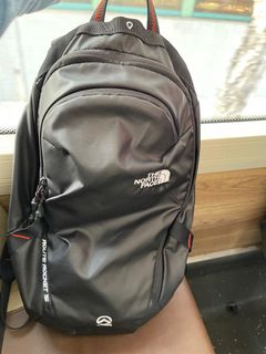 （分類：）位於 。 由 sup9reme2022 提交（商品編號 1216349278，圖片 1）。簡介： 。