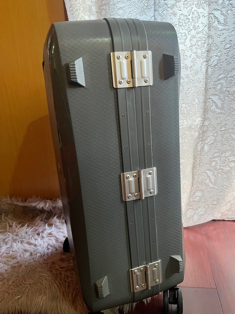Travelex luggage clearance