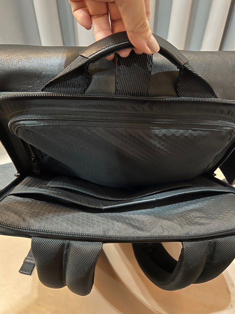 TUMI London Rolltop Backpack w Leather Trim, Good as New on Carousell