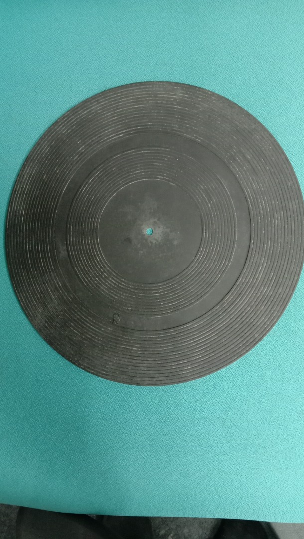 turntable rubber mat, Hobbies & Toys, Music & Media, Vinyls on Carousell