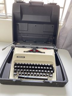 （分類：）位於 。 由 53087 提交（商品編號 1216267683，圖片 1）。簡介： 。