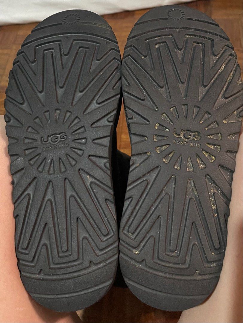 UGG (Category: Boots) located in Quezon City. Submitted by itgsta (Listing ID 1216356934, Image 3). Description: No box Size 5.