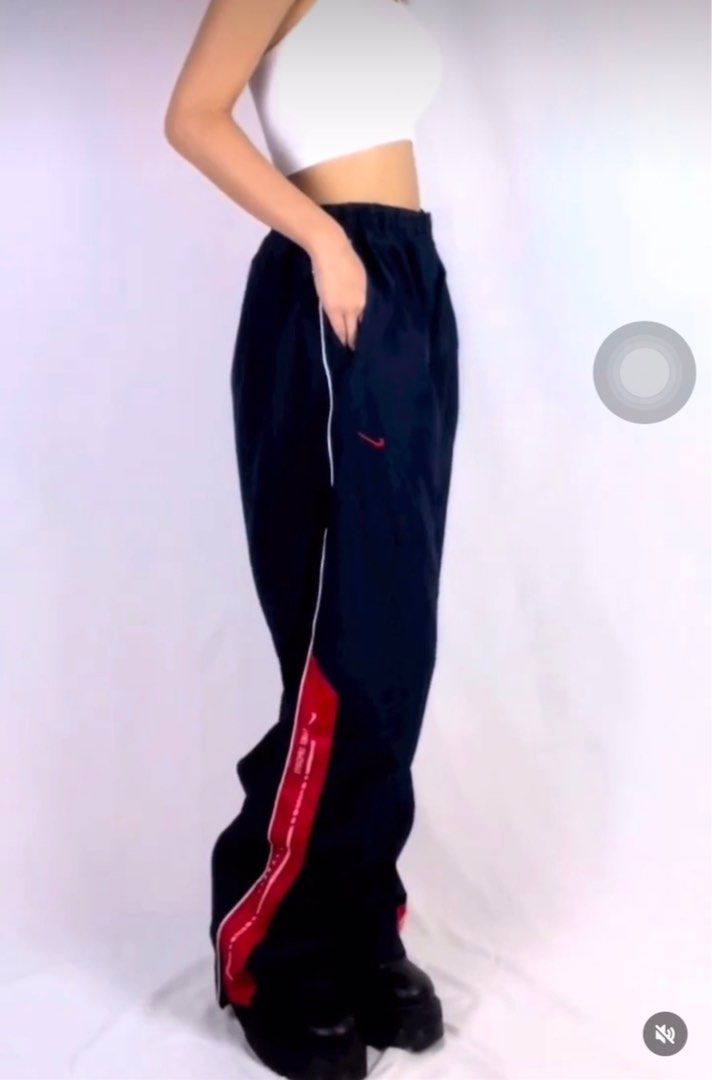 Nike vintage pants women's hotsell
