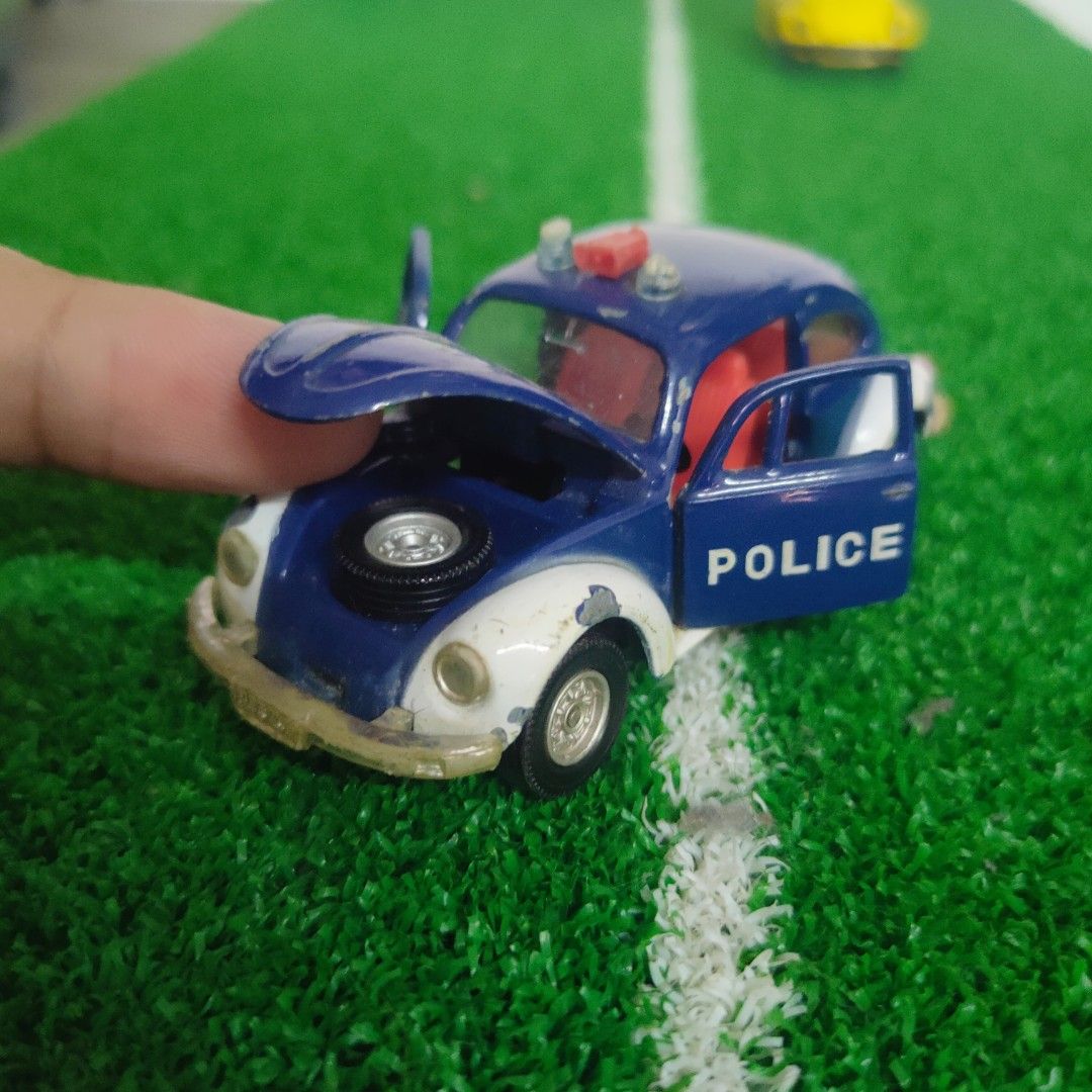 A85 1:43 TOMICA DANDY KADO VW VOLKSWAGEN BEETLE BEETLE BEETLE 1200 LE EMERGEN