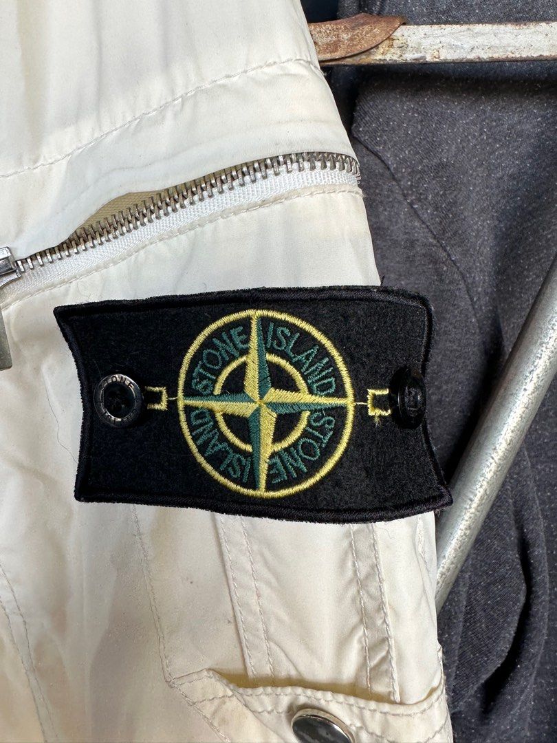 Stone island clearance windbreaker fake