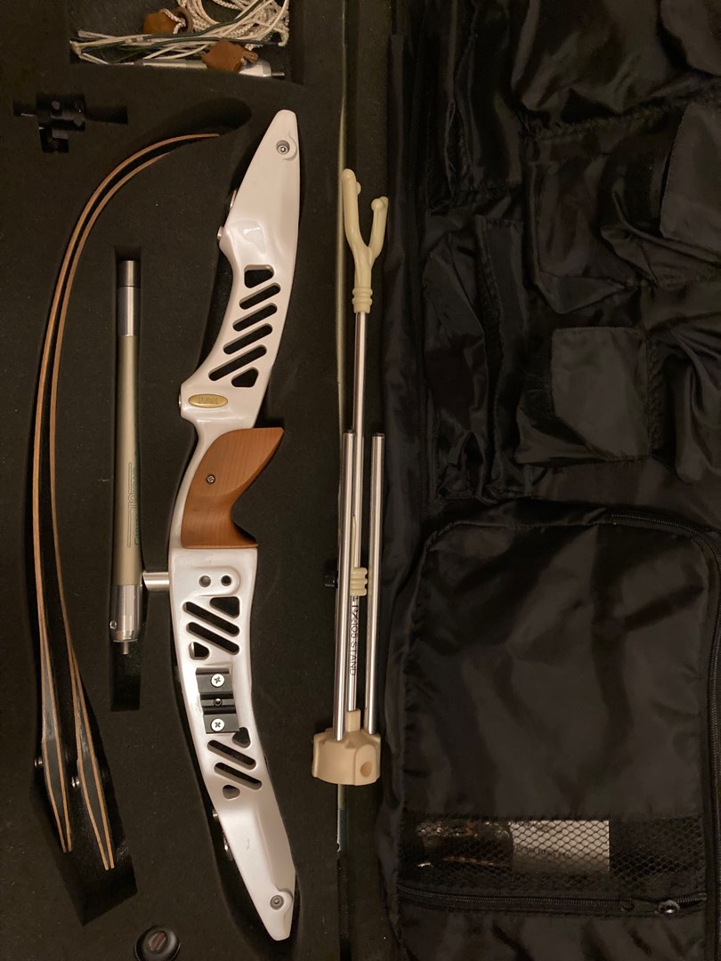 w&w recurve bow full set, Sports Equipment, Other Sports Equipment and