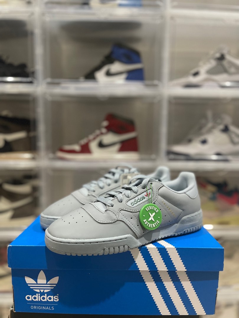 Yeezy 2025 calabasas retail