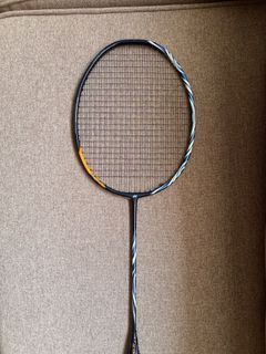 T/S > Yonex astrox 100zz