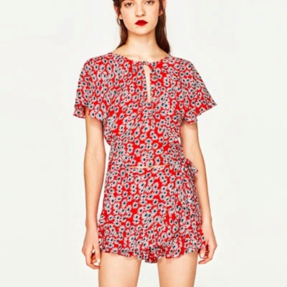 Zara Daisy Coords, Women's Fashion, Dresses & Sets, Sets or Coordinates