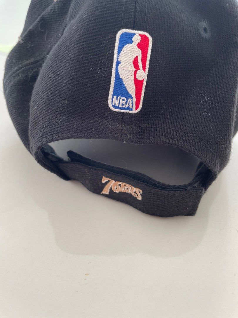 76ers Reebok Hat (Category: Cap & Hats) located in Kuala Lumpur. Submitted by nzmthings (Listing ID 1216481663, Image 3). Description: Vintage Reebok NBA 76ers Hat low crown Release back in 2004 Slight nego if interesred.