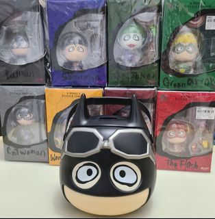 清屋價 B. Wing x Justice League Figures Soap Studio (Batman, Superman,  Wonder Woman,  Cat Woman , Jockey,  Green Arrow, Flash , Harley Quinn) 蝙蝠俠，超人，神奇女俠，貓女，小丑，綠箭俠，閃電俠，小丑女)公仔共8隻連Batman 膠錢罌（議價者不回，不散買，只限天水圍區面交，其它地方免問)  18／01
